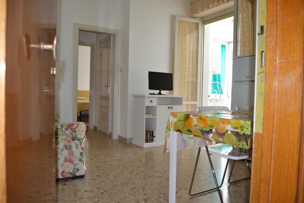 Via Padova Apartment Marcelli Exteriör bild